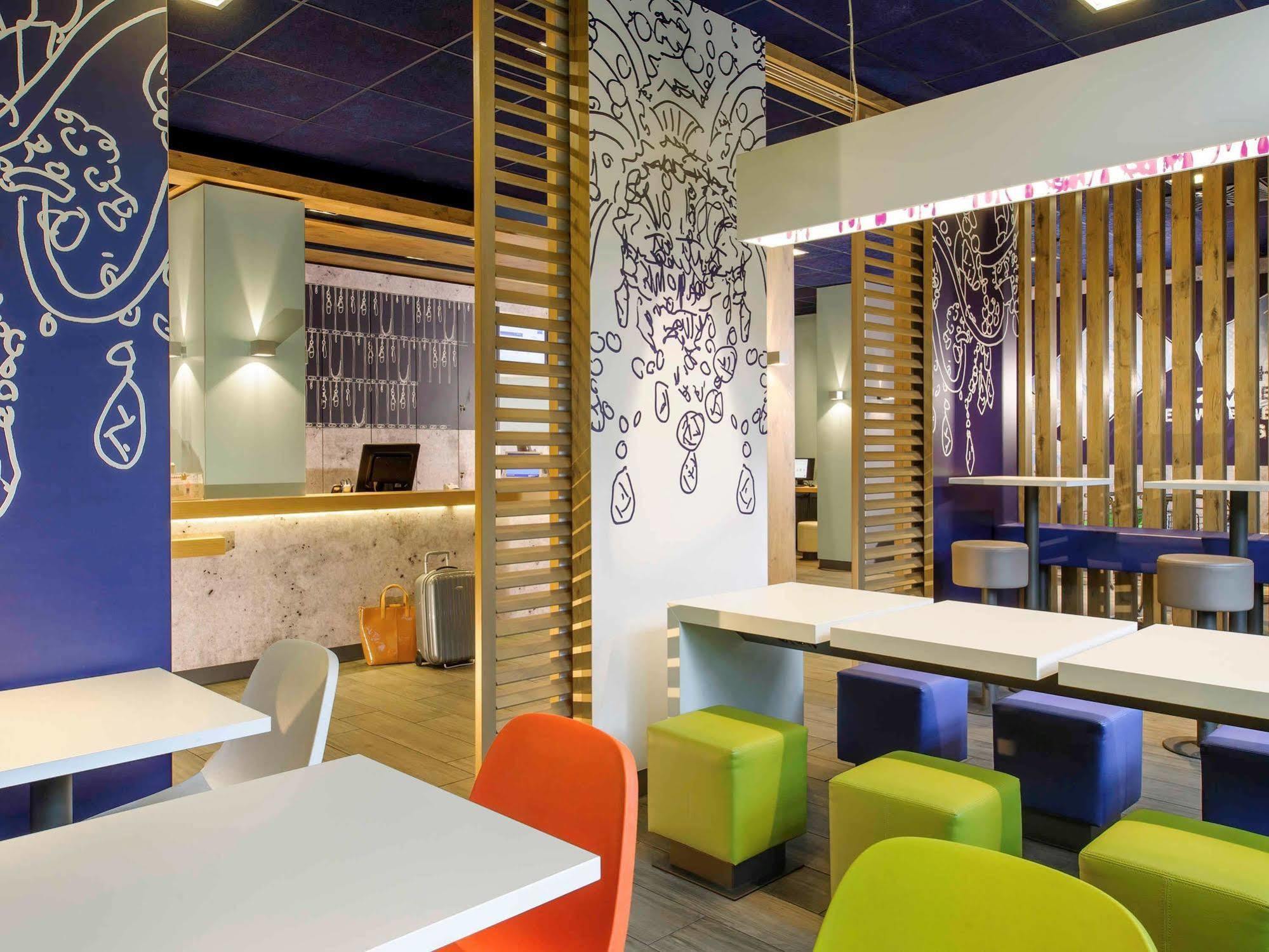 Ibis Budget Lyon Sud St Genis Laval Saint-Genis-Laval Exterior foto